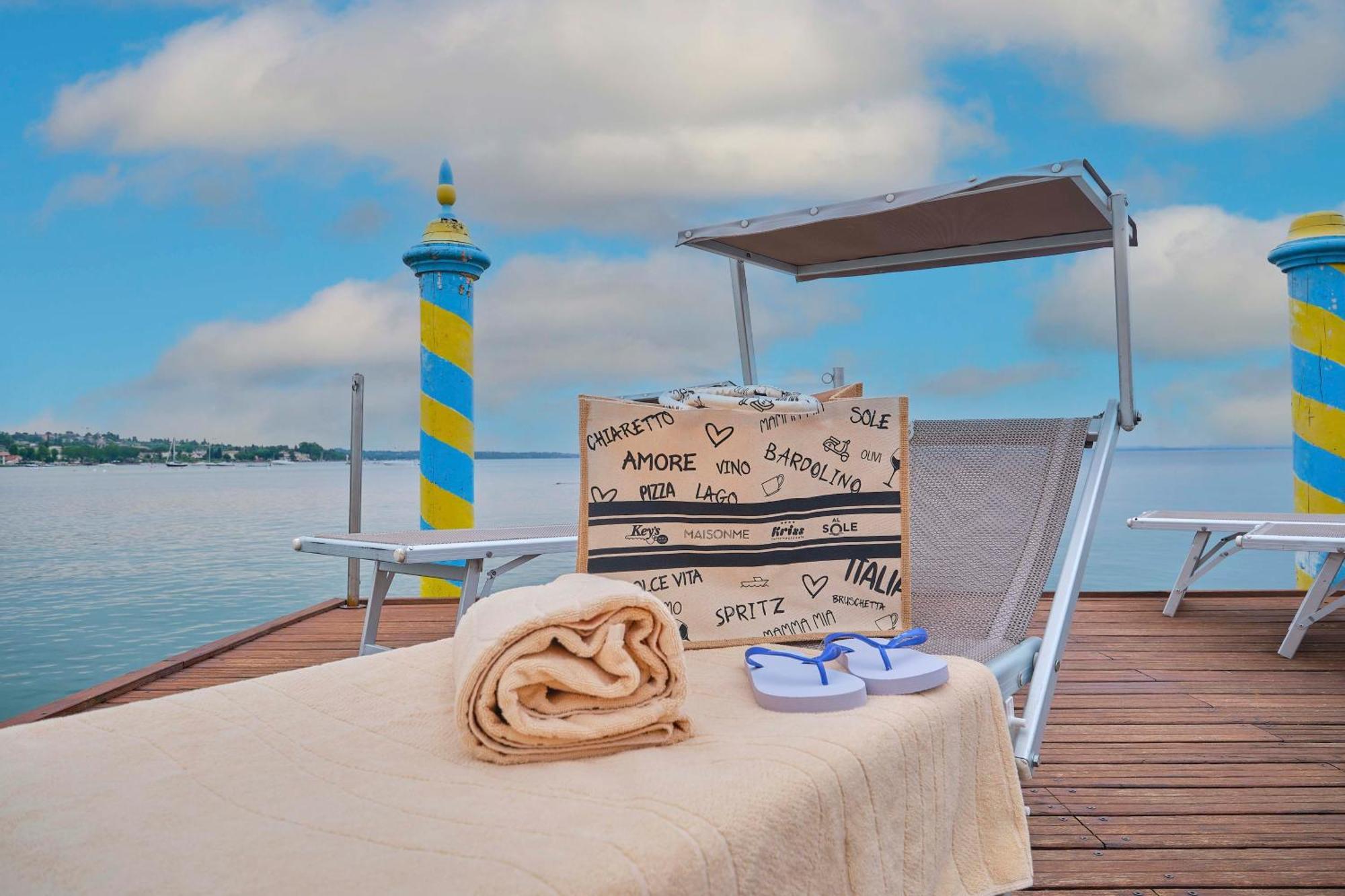 Kriss Internazionale Hotel Bardolino Bagian luar foto